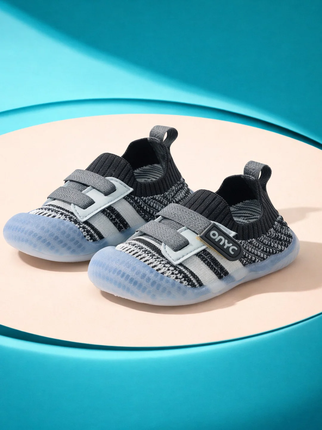 Smooth Toddlers' First Step Shoes - Black (Unisex)